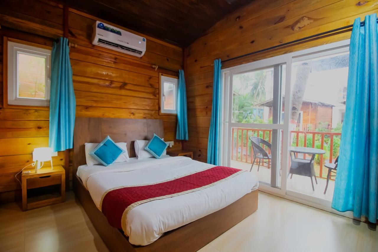 Mariners Bay Beach Resort Арамболь Экстерьер фото