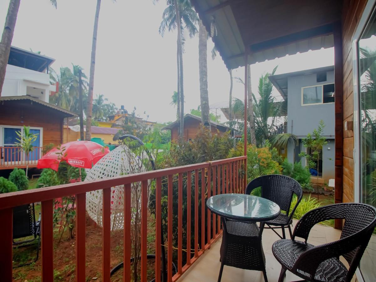 Mariners Bay Beach Resort Арамболь Экстерьер фото
