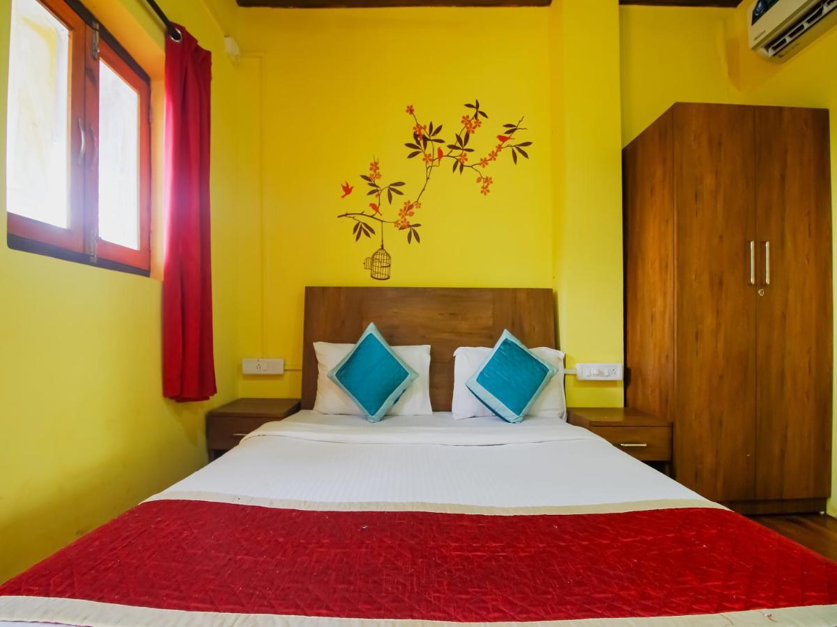 Mariners Bay Beach Resort Арамболь Экстерьер фото