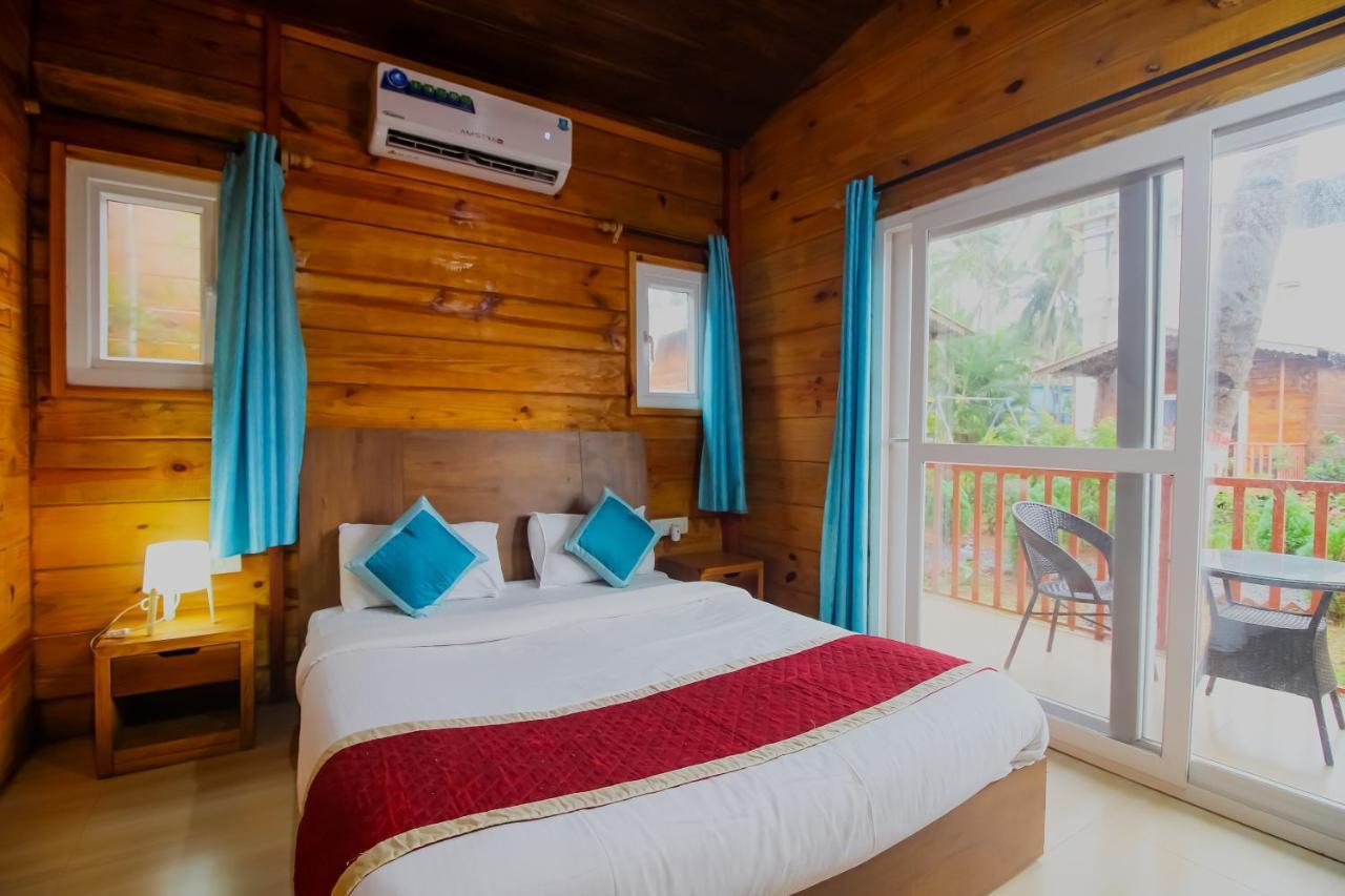 Mariners Bay Beach Resort Арамболь Экстерьер фото