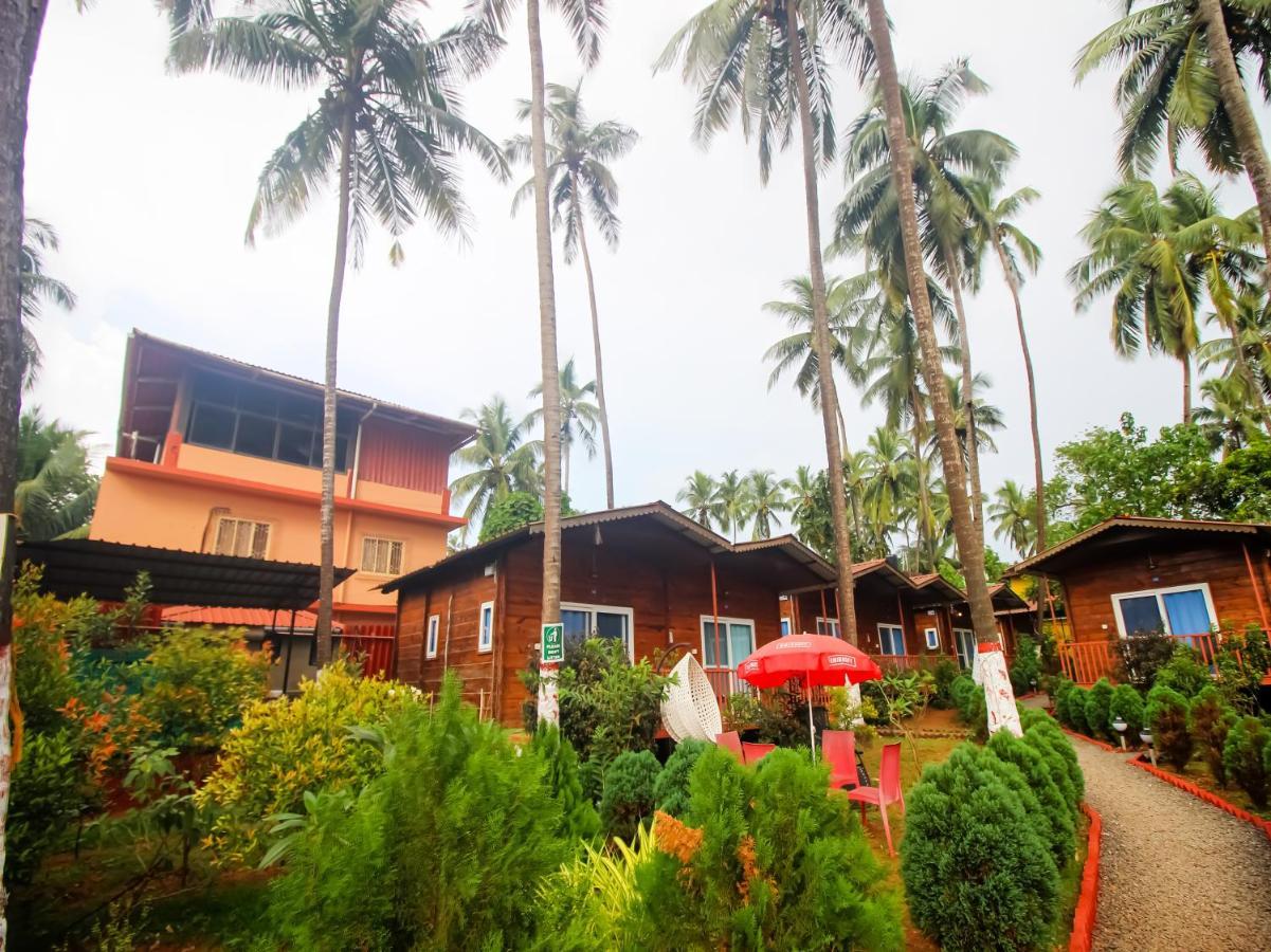 Mariners Bay Beach Resort Арамболь Экстерьер фото